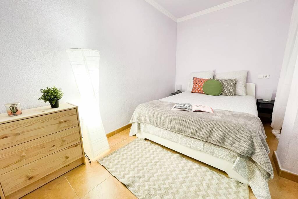 Coqueto Y Amplio Apartamento A 15 Min De La Playa アリカンテ エクステリア 写真