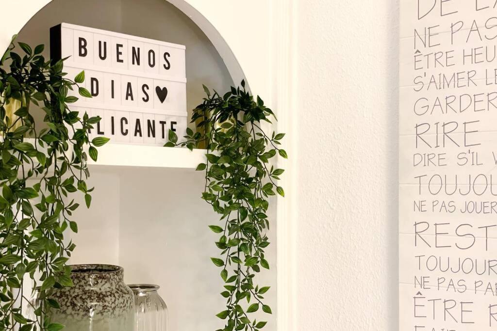 Coqueto Y Amplio Apartamento A 15 Min De La Playa アリカンテ エクステリア 写真