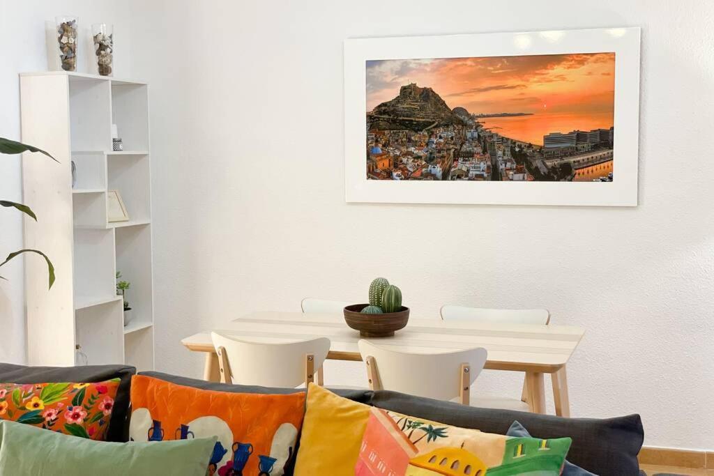 Coqueto Y Amplio Apartamento A 15 Min De La Playa アリカンテ エクステリア 写真