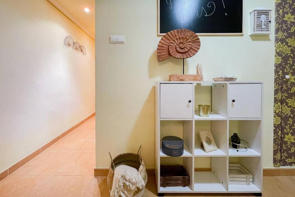 Coqueto Y Amplio Apartamento A 15 Min De La Playa アリカンテ エクステリア 写真